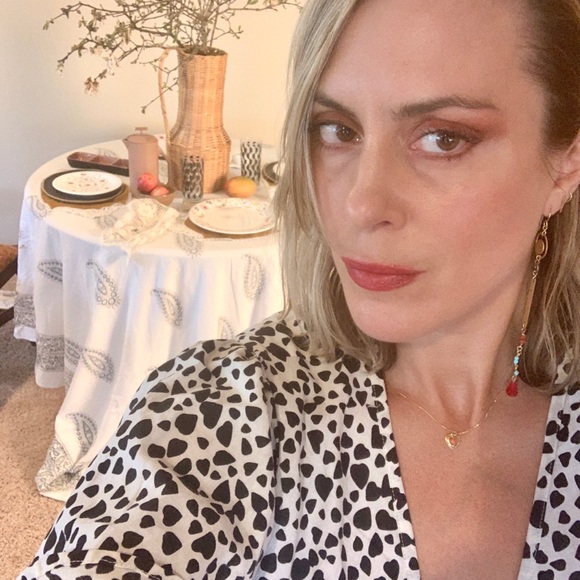 Meet your Posher, Kelly - Picture 2 of 3